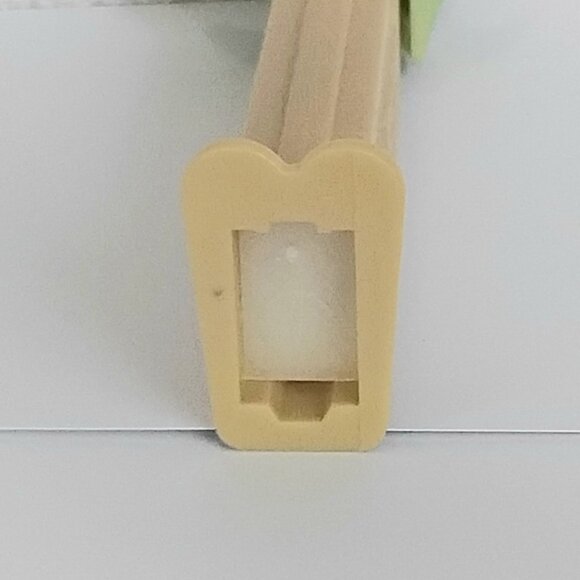 3/$24 NM/M Star Wars Yoda on Tan PEZ Dispenser!! - Picture 5 of 5